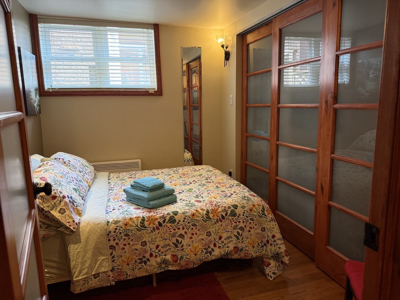 136 Rue Notre-Dame-de-l'île #C - Photo 6 of 12