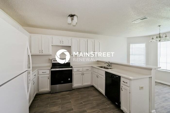 5451 Gardendale St - Photo 7 of 17