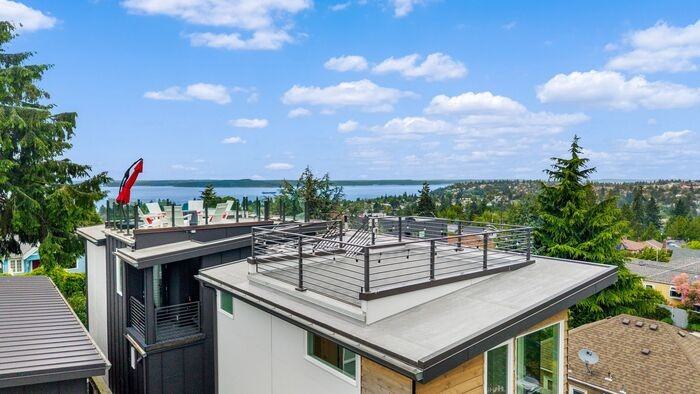 6710 36th Ave Sw #B - Photo 4 of 50