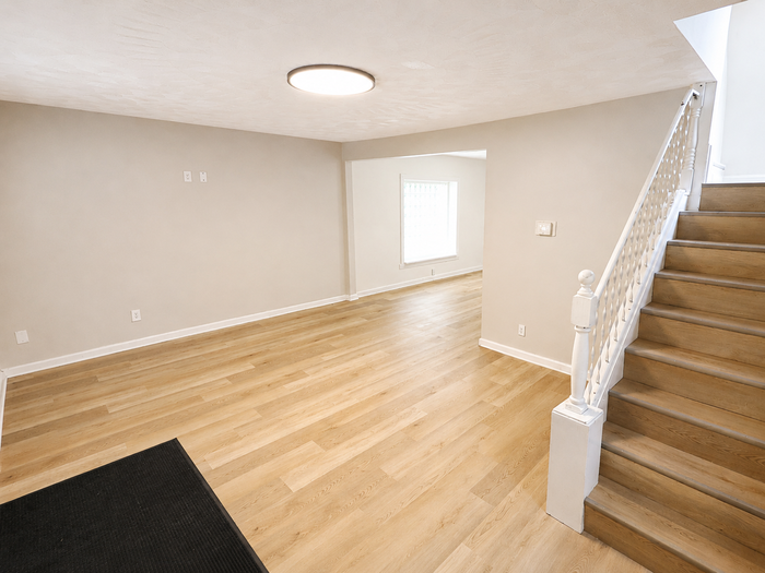 447 Cuyahoga St - Photo 2 of 14