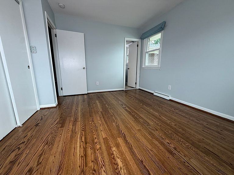 3211 Carillon Drive - Photo 6 of 10