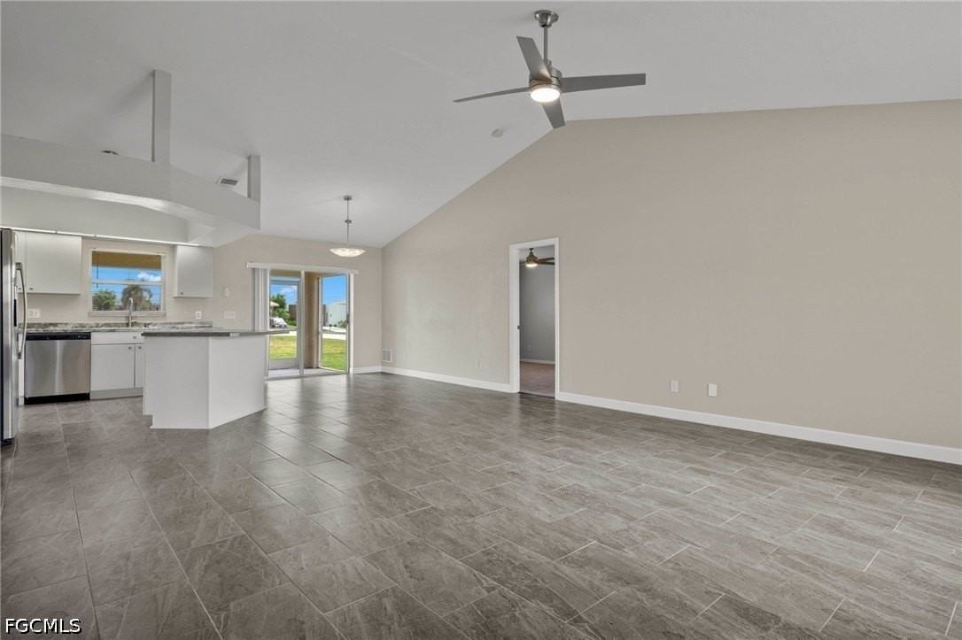 3919 Sw 14th Ave - Photo 6 of 27