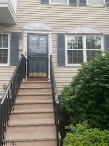 92 Callahan Ct - Photo 2 of 29