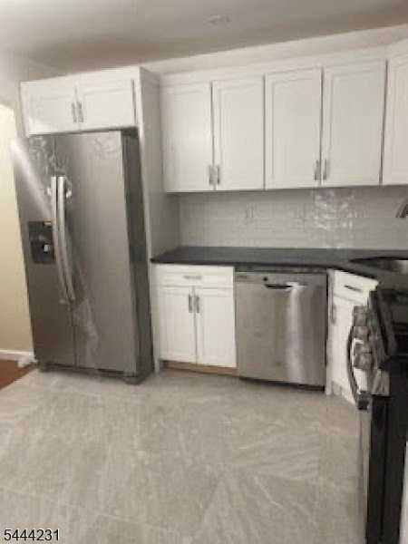 92 Callahan Ct - Photo 5 of 29