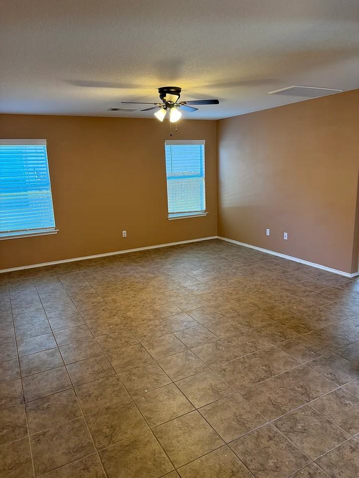 11317 Hill Stable Court - Photo 3 of 8