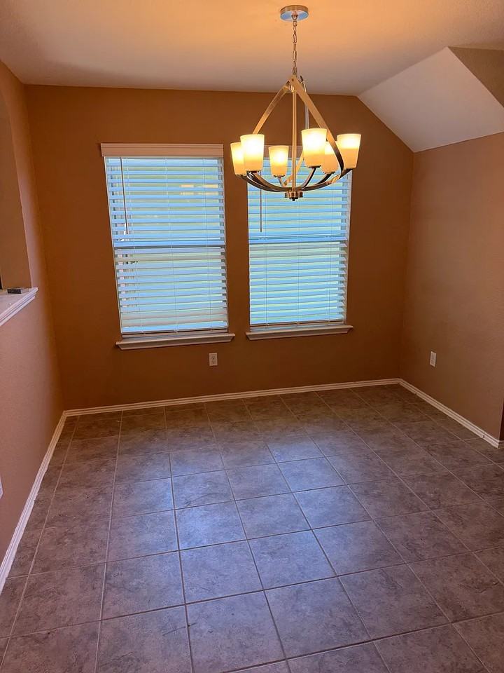 11317 Hill Stable Court - Photo 4 of 8
