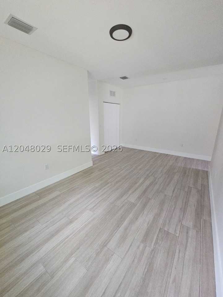 5428 Nw 3rd Ave #B - Photo 5 of 15