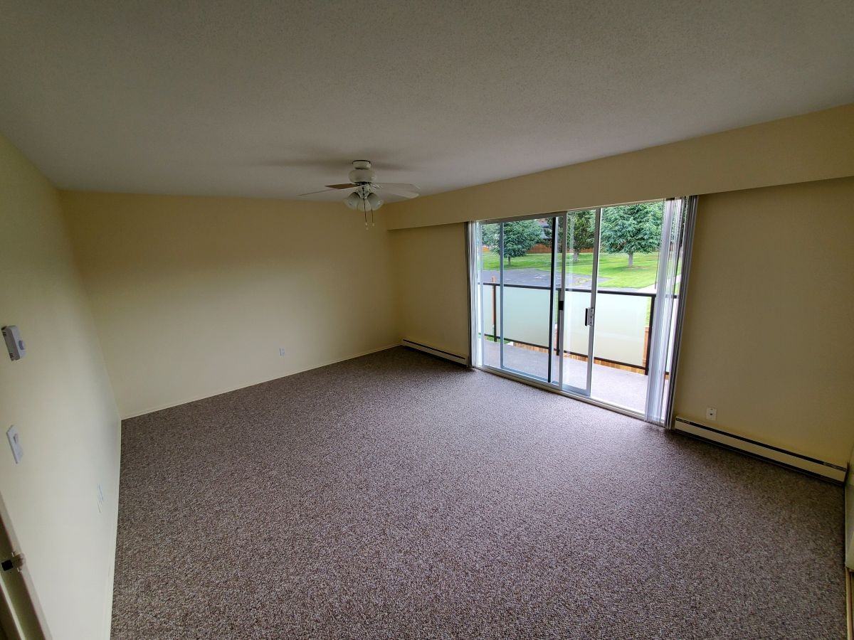 1780 Forest Rd - Photo 7 of 17
