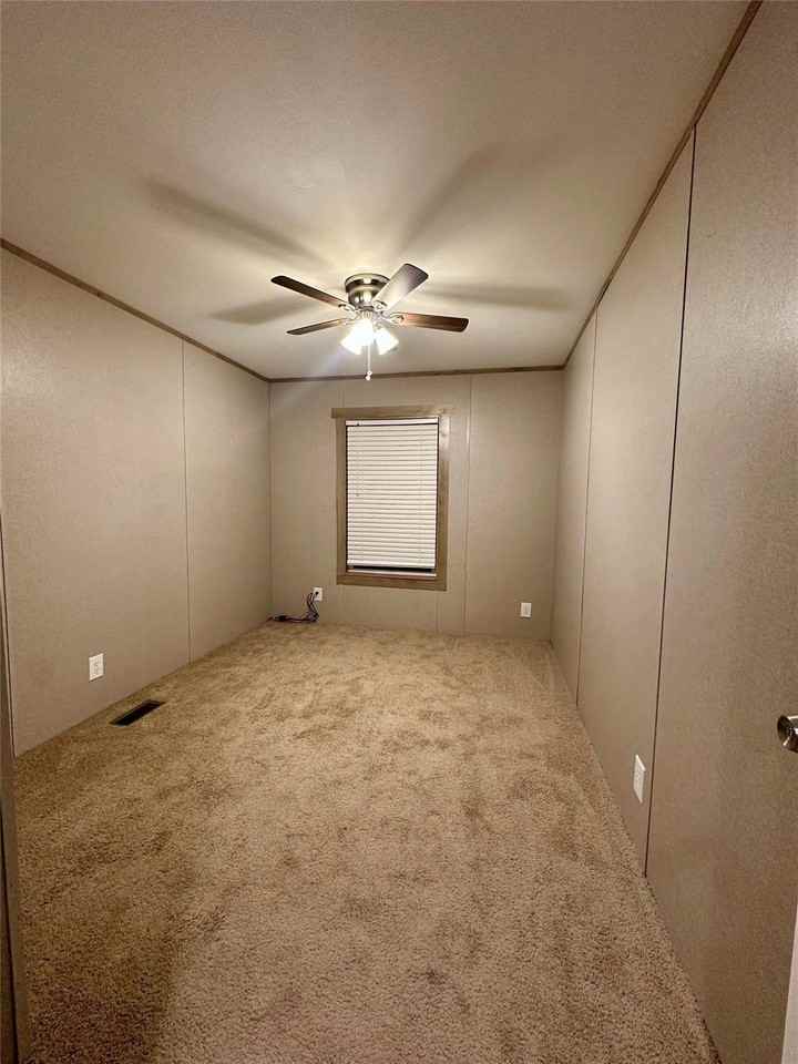 931 Thicket Trl - Photo 3 of 5