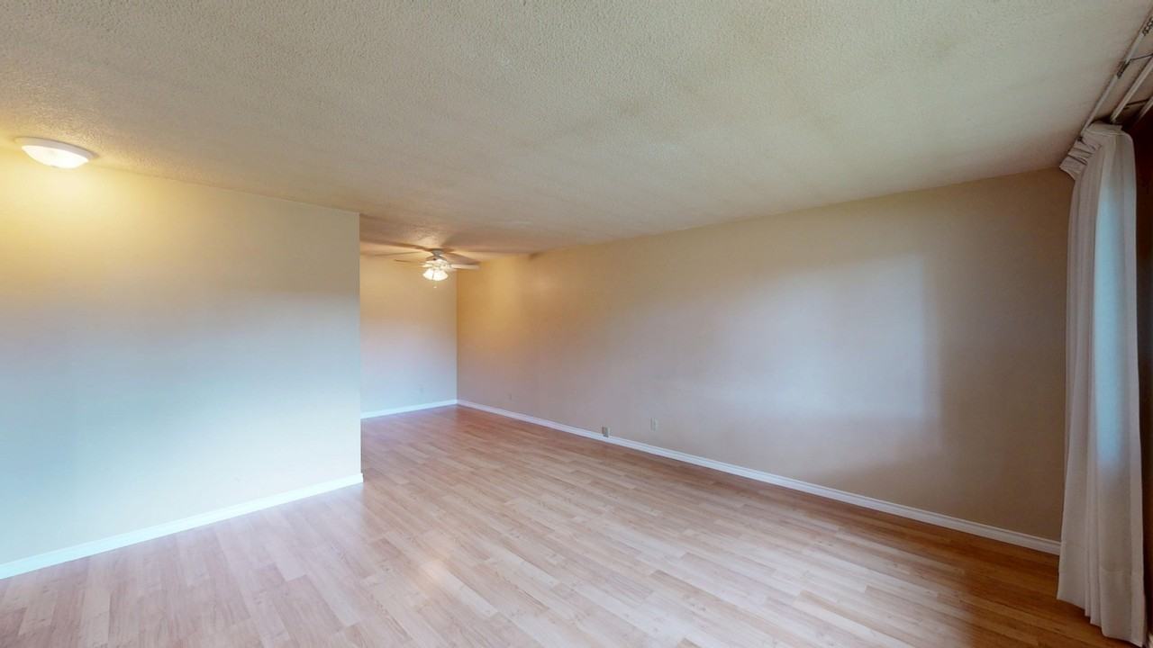 1215A 19 Street NE - Photo 3 of 20