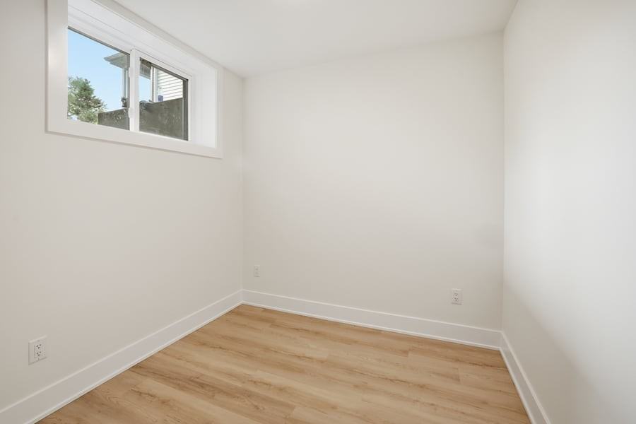 157 Glynn Ave - Photo 6 of 13