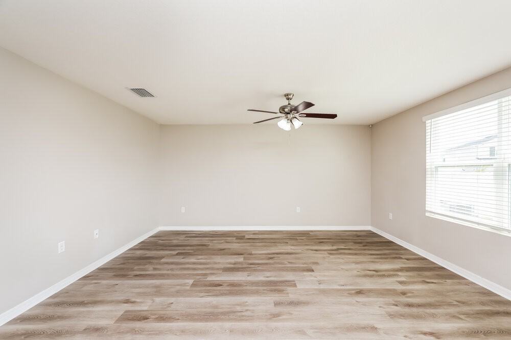 11702 Miracle Mile Dr - Photo 4 of 19