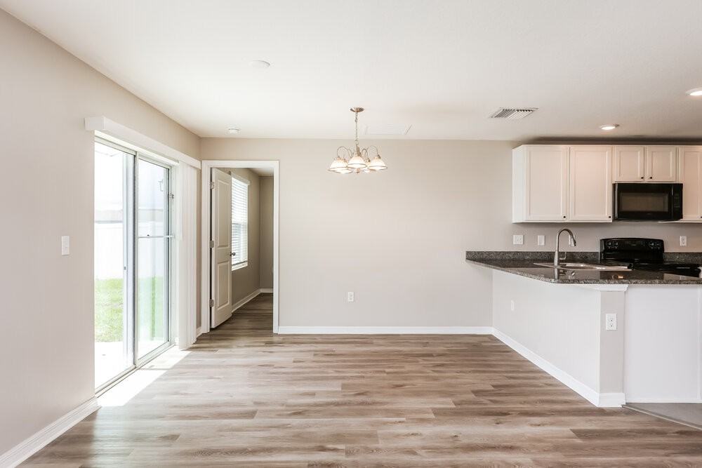 11702 Miracle Mile Dr - Photo 6 of 19