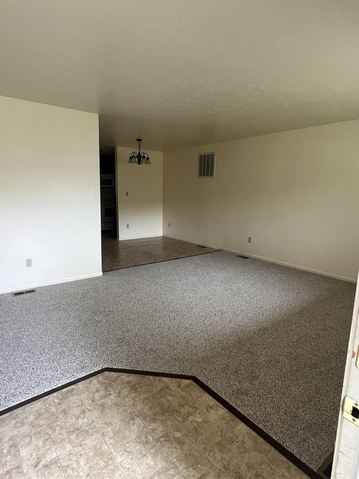 617 W Fern Ave #1 - Photo 2 of 18