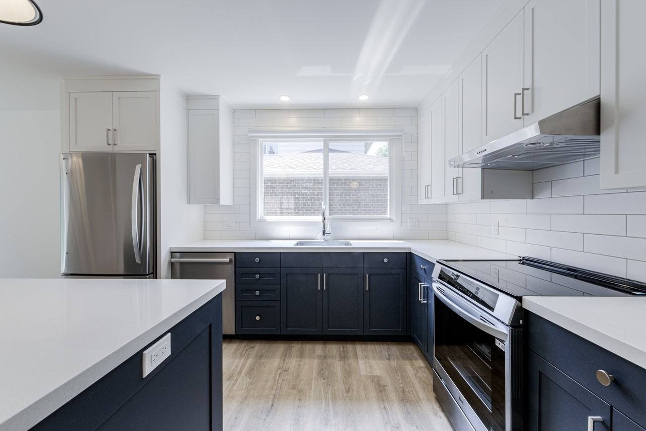 33 Forestbrook Crescent - Photo 4 of 49