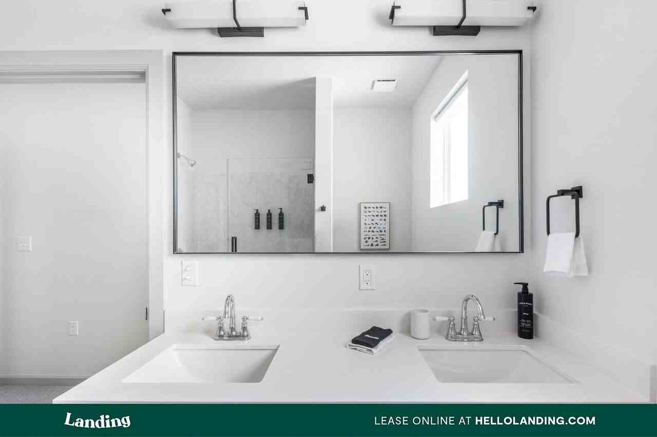 3100 N Sooner Rd. - Photo 5 of 50
