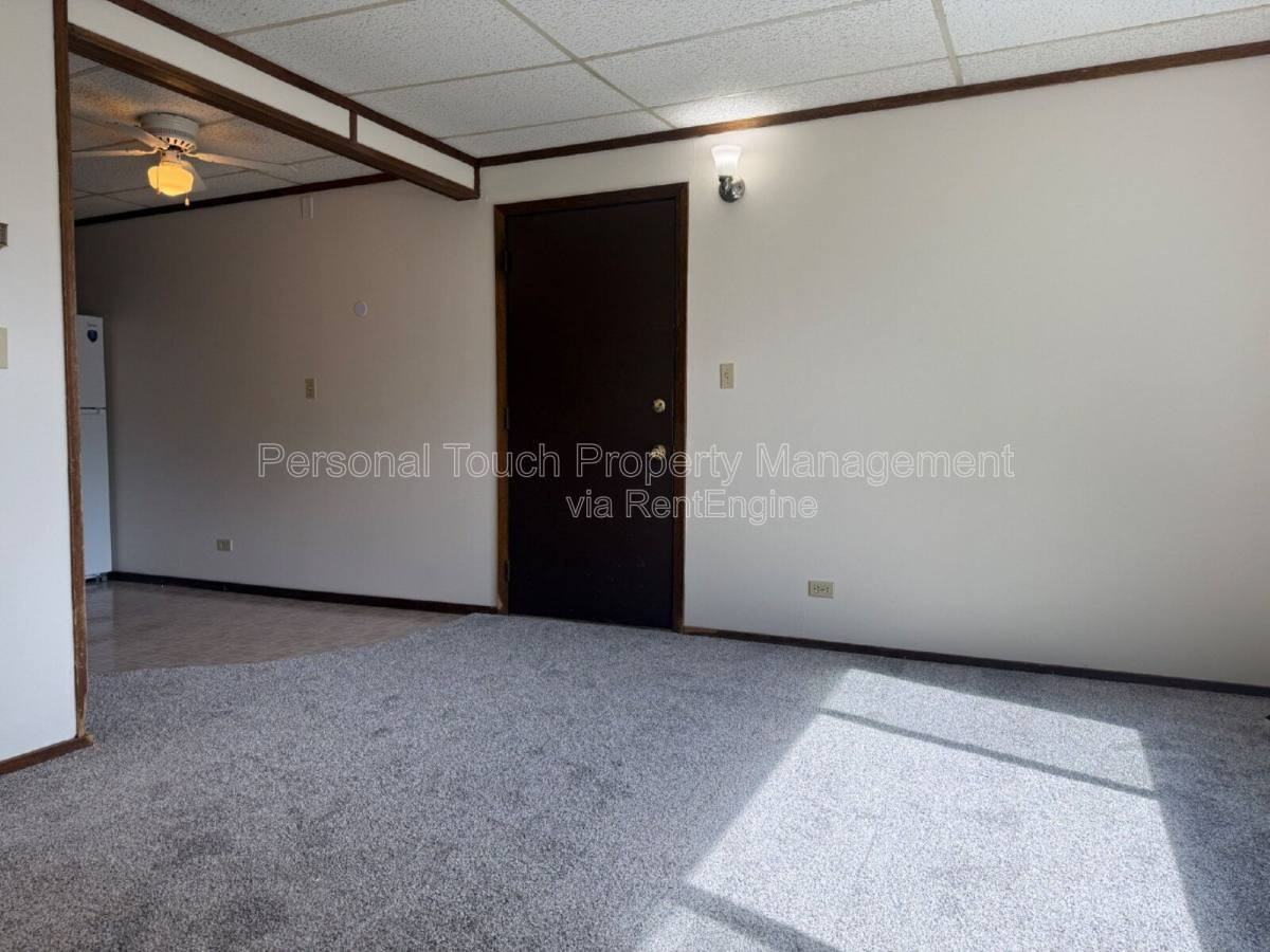 911 Western Rd #5 - Photo 3 of 10