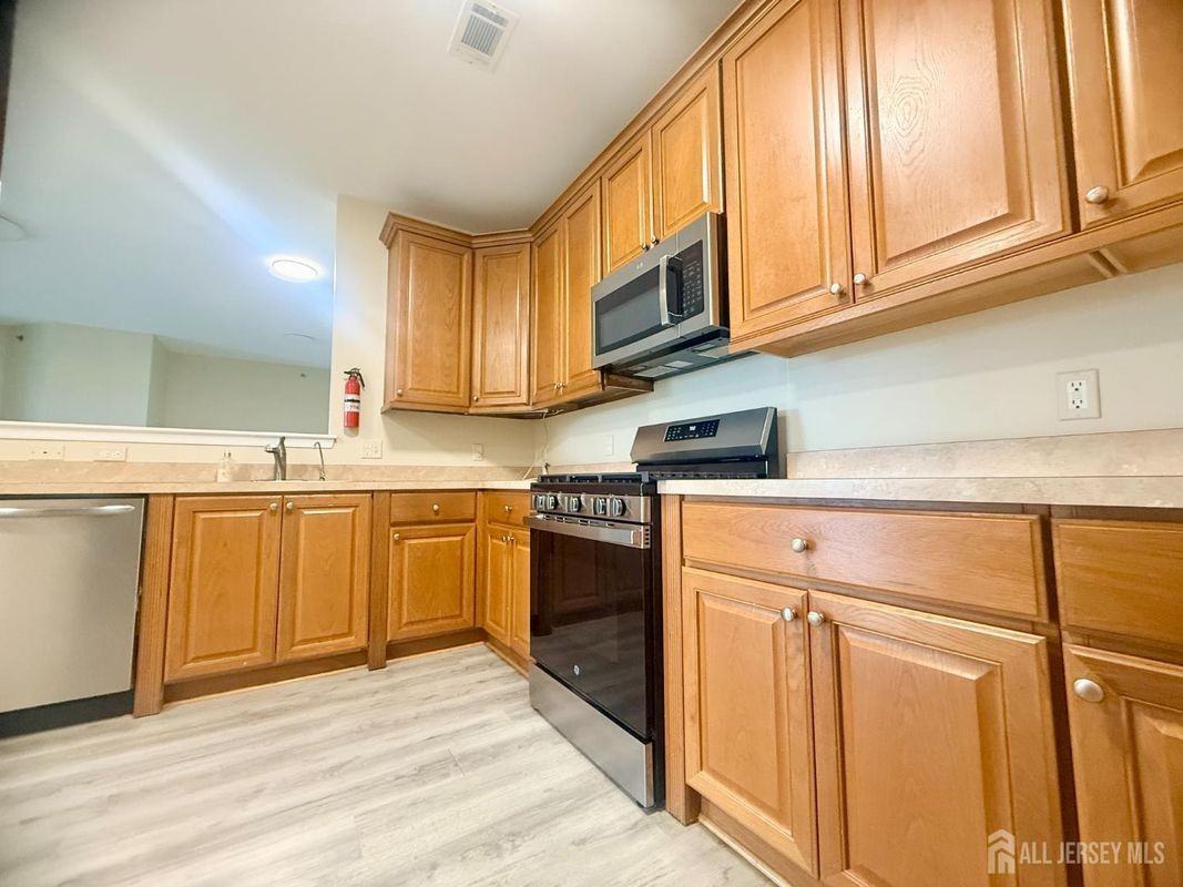 3032 Edward Stec Blvd - Photo 2 of 29