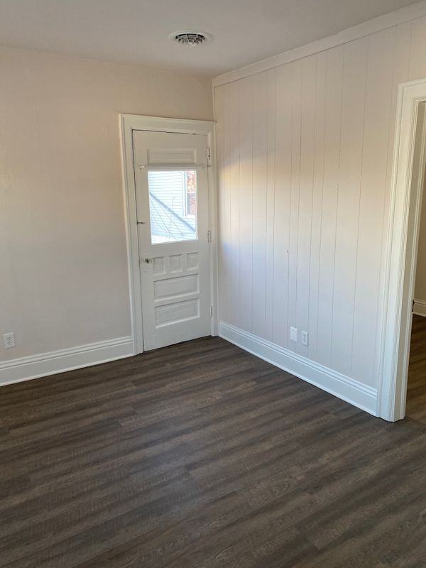 200 Breckenridge St - Photo 3 of 14
