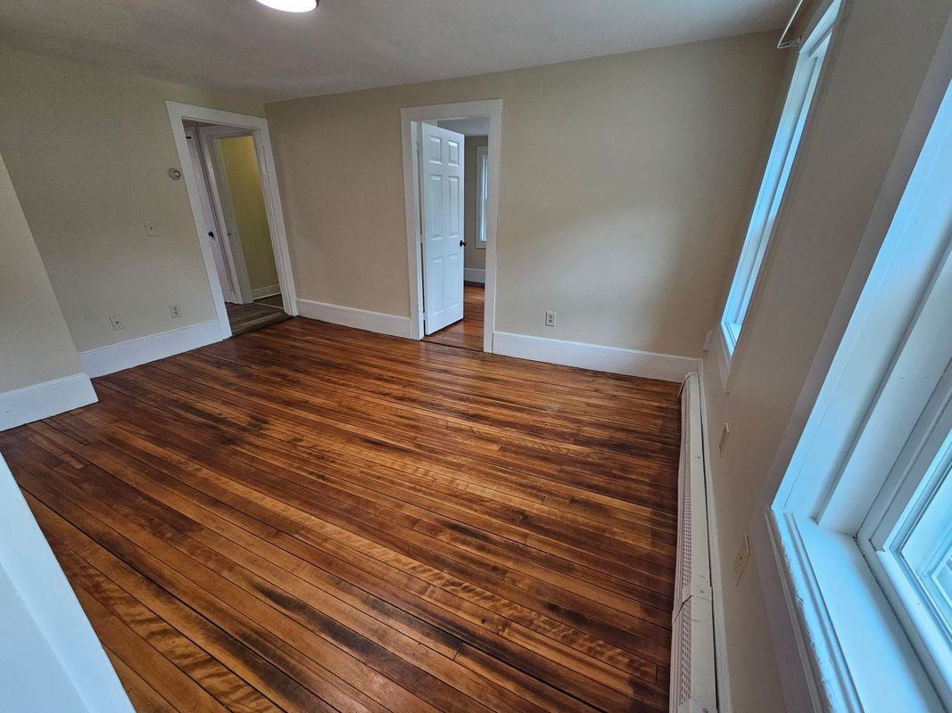 414 N State St ##1/2 - Photo 5 of 10