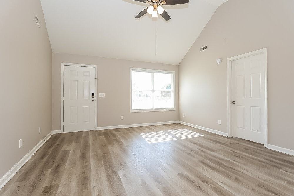 9109 Eddystone Ct - Photo 3 of 16