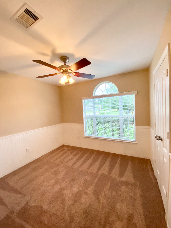 7039 Durango Creek Dr - Photo 3 of 20