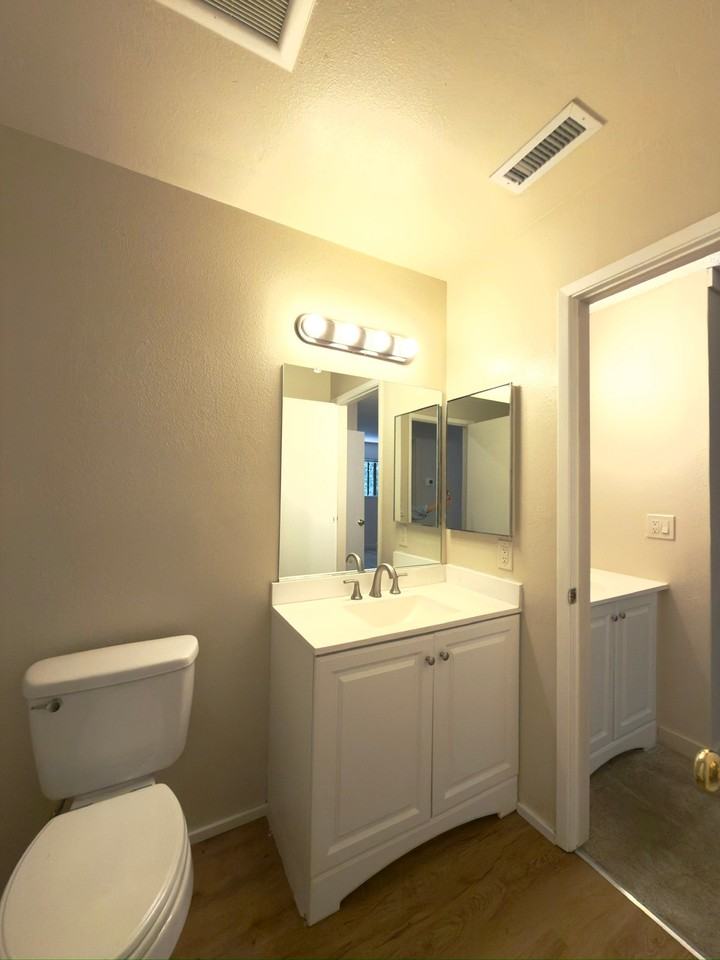1603 Merritt Dr - Photo 5 of 5