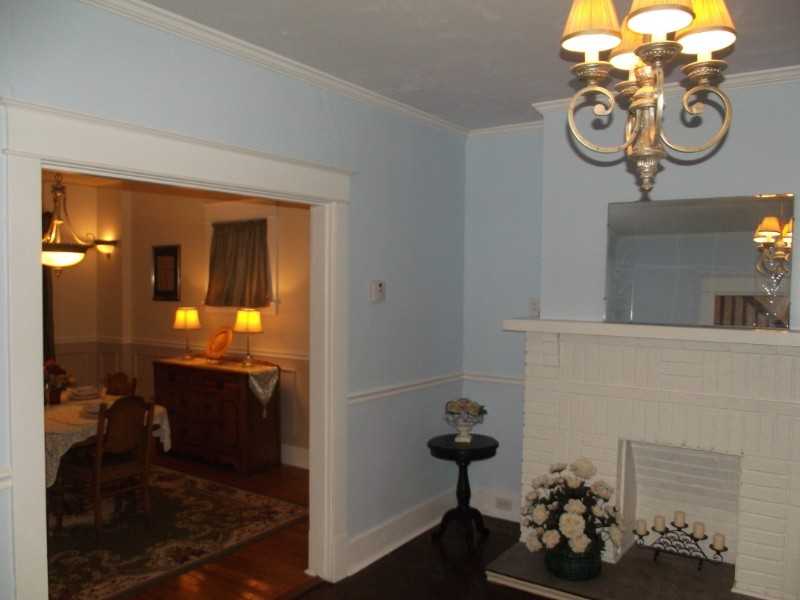 320 Knox Ave - Photo 3 of 17