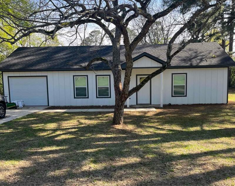 324 Gifford - Photo 3 of 8