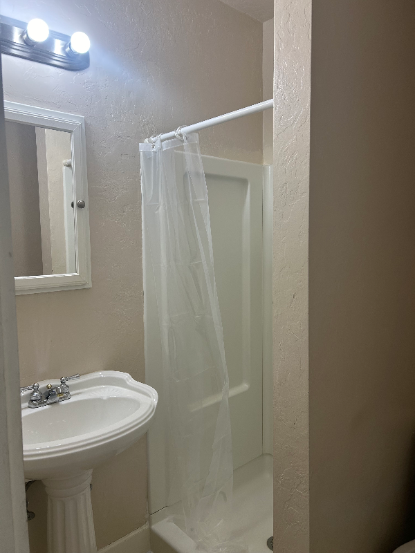 111 Broadway Ave #6 - Photo 5 of 8