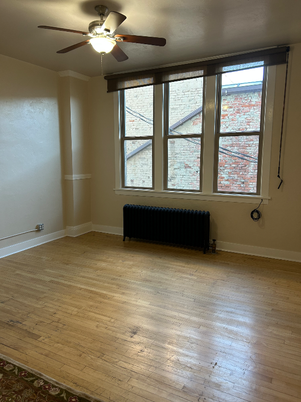 111 Broadway Ave #6 - Photo 6 of 8