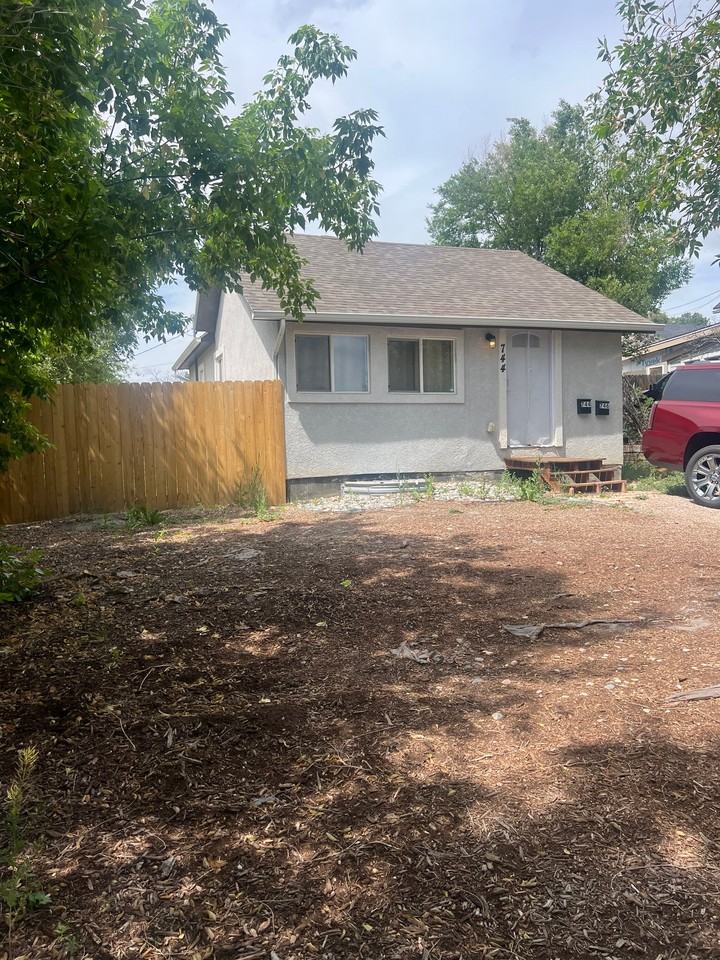 744 E Costilla St - Photo 3 of 31