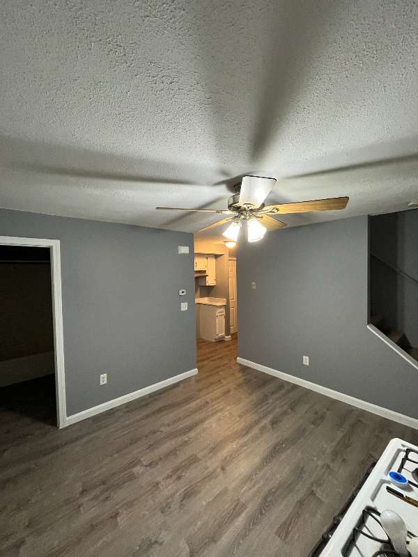 89 3rd St #3 - Photo 2 of 9