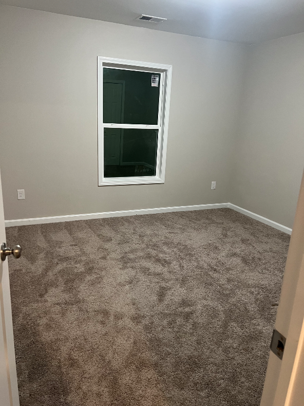 4718 Rolling Hill Dr #B - Photo 4 of 17