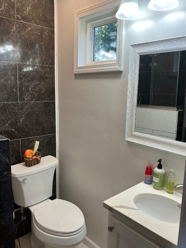 2215 Kenner Ave - Photo 2 of 9