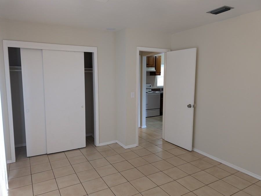124 S Montclair Ave Apt S #124S - Photo 7 of 7
