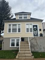 featured image of 4113 N Mcvicker Ave
