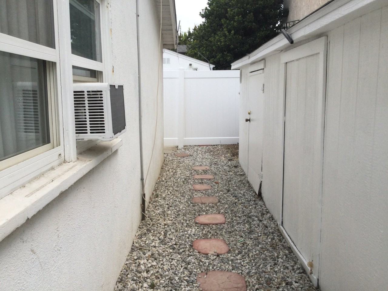 20957 Community St #ADU - Photo 3 of 15