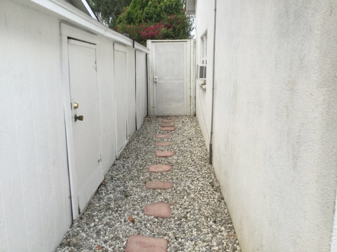 20957 Community St #ADU - Photo 4 of 15