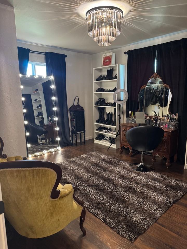 1016 Poplar Ave - Photo 5 of 7