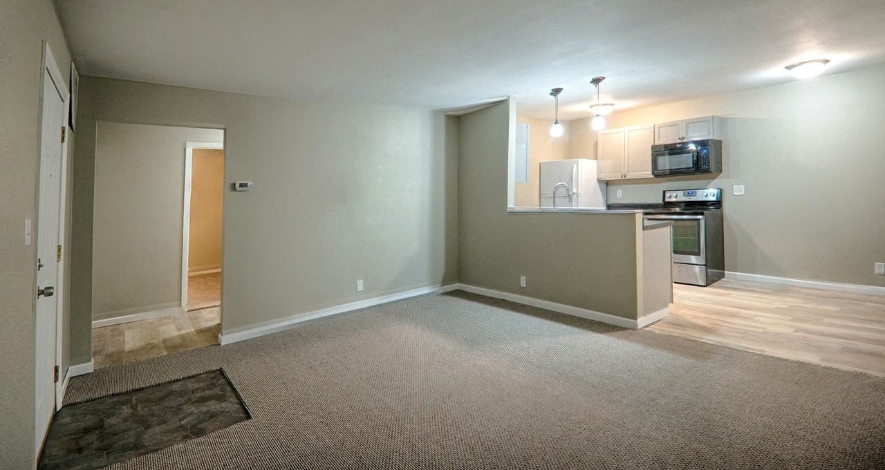707 Village Ln #30 - Photo 2 of 2