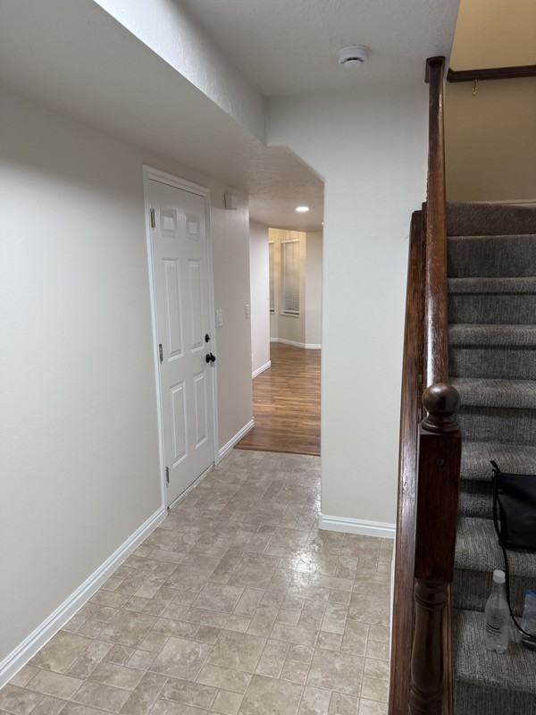 276 N Bliss Ct - Photo 2 of 23