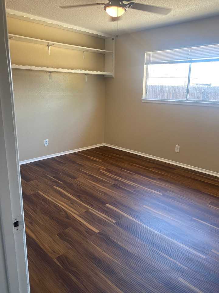 507 W San Jose Ave - Photo 6 of 9