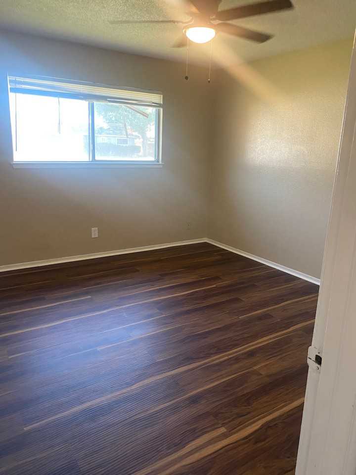 507 W San Jose Ave - Photo 7 of 9