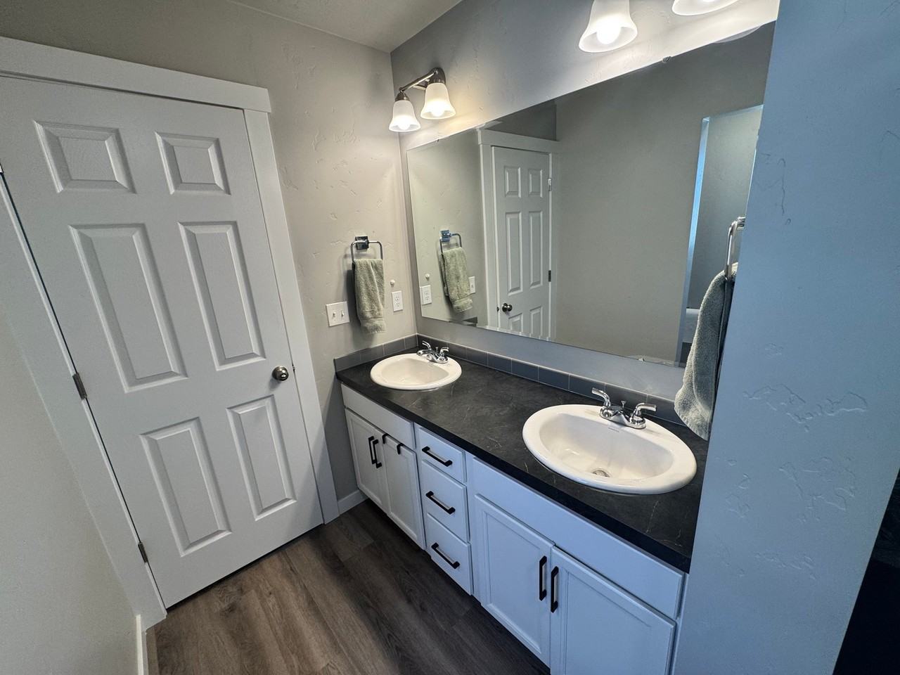 6580 S Birch Creek Ave - Photo 2 of 20