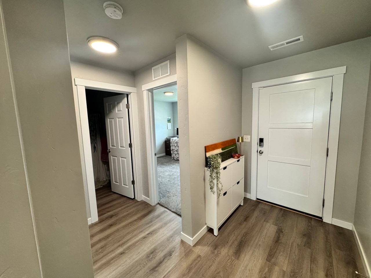 6580 S Birch Creek Ave - Photo 3 of 20