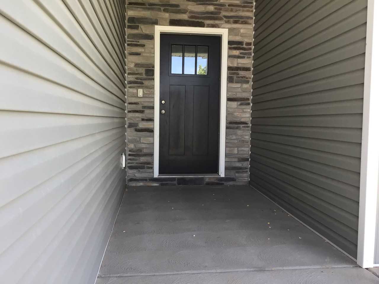 188 Huntington St - Photo 3 of 16