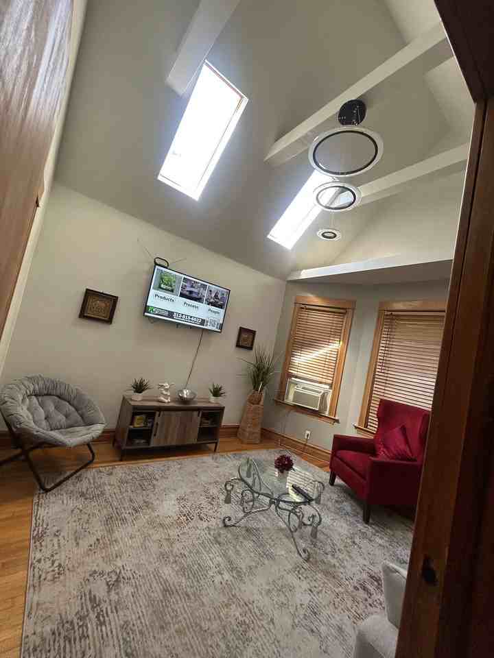 1017 N Austin Blvd #2 - Photo 2 of 13