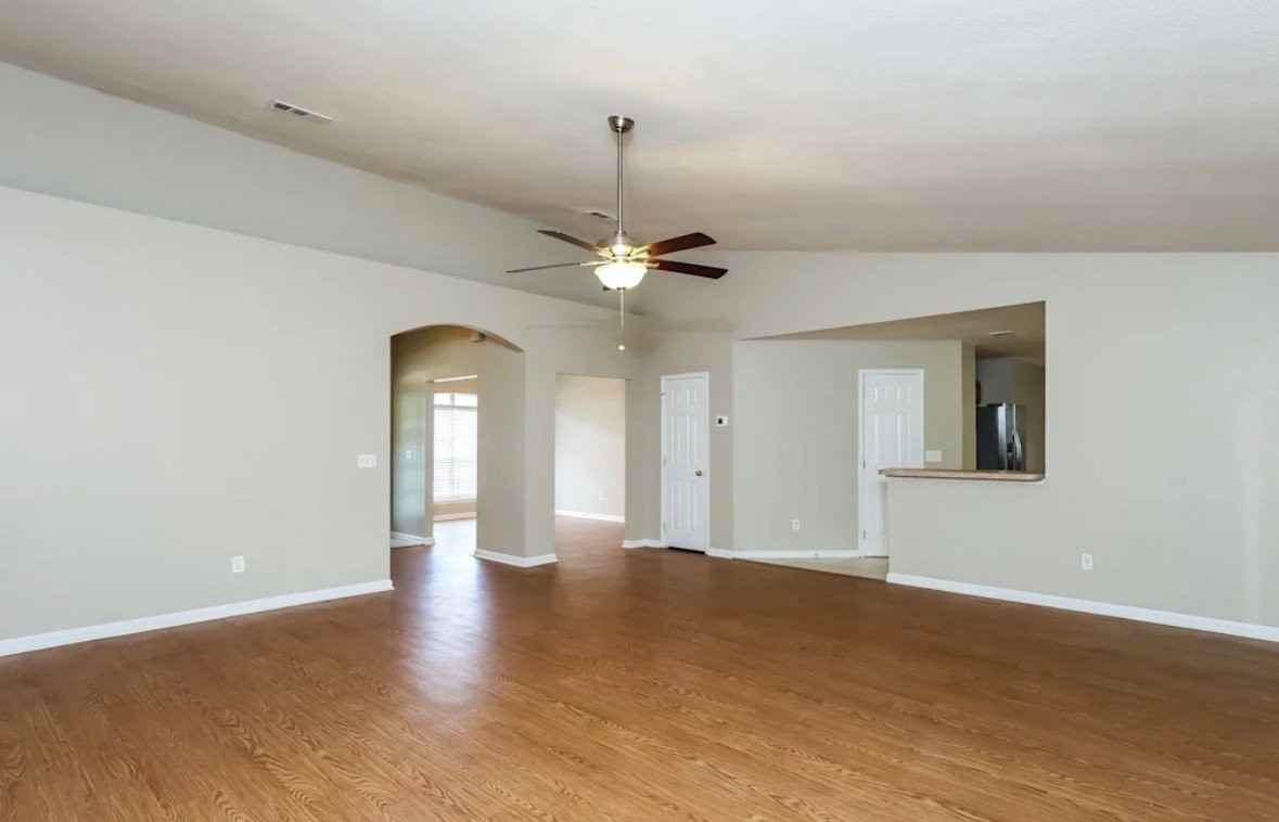 5533 Killary Ct - Photo 3 of 9