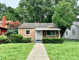 featured image of 4235 Rookwood Ave